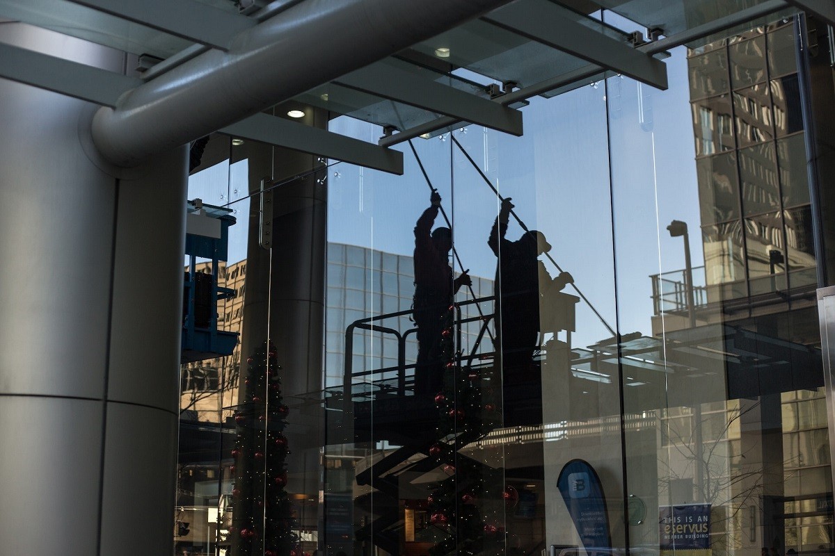 Photo of Commercial Window Cleaning Offers Shining Benefits