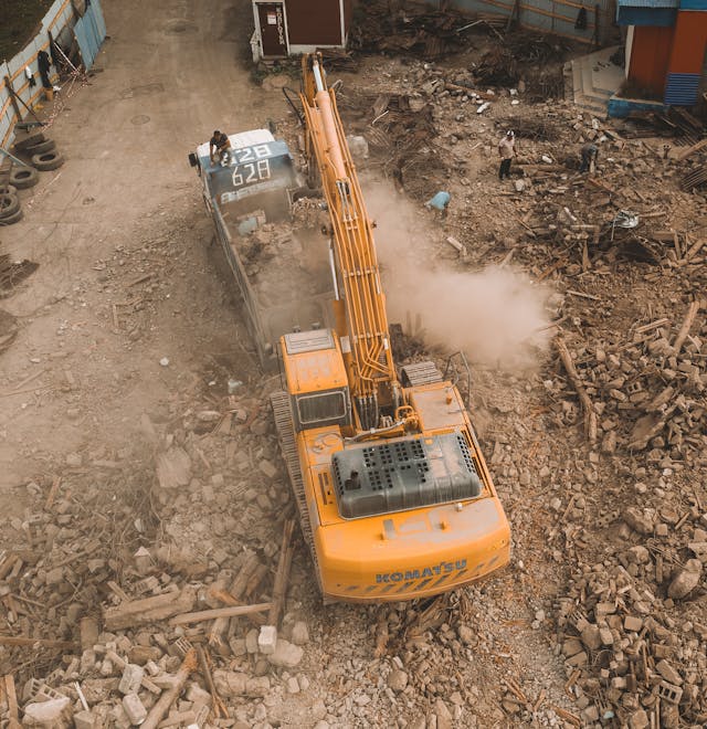 heavy-equipment-used-in-excavation